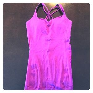 Lululemon top with built in bra