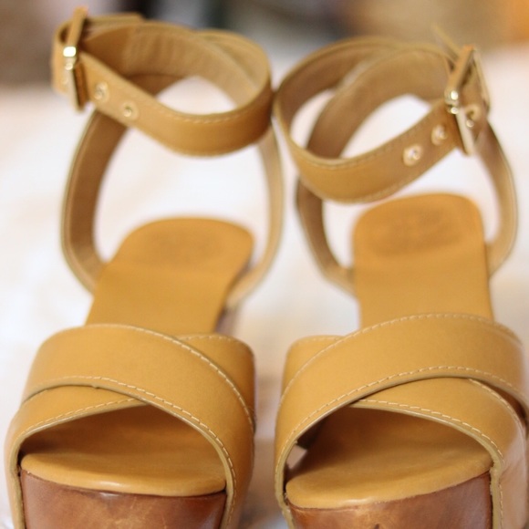 Tory Burch Shoes - Tory Burch Almita Mid Wedge SOLD Tory Burch Shoes - Tory Burch Almita Mid Wedge SOLD