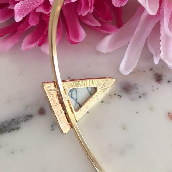 "Olivia" Bracelet || White Marble Triangle Cuff - Picture 4 of 5