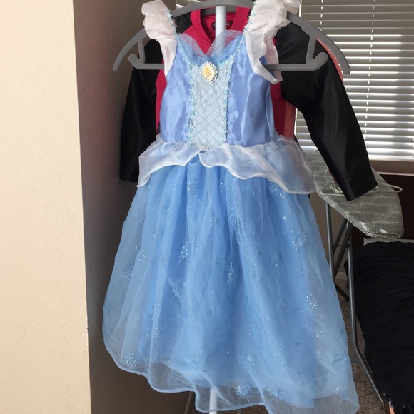 Cinderella dress size 4/5 XS