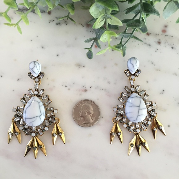 "Mallory" Earrings || White Marble Statement - Picture 4 of 5