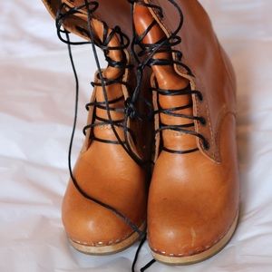 Swedish Hasbeens Shoes - Tan Leather Swedish Hasbeen Boots Swedish Hasbeens Shoes - Tan Leather Swedish Hasbeen Boots