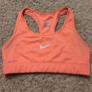 Sports bra