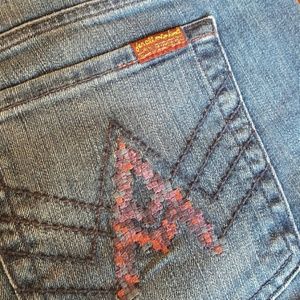 7 for All Mankind sz 32 flare, new, never worn!