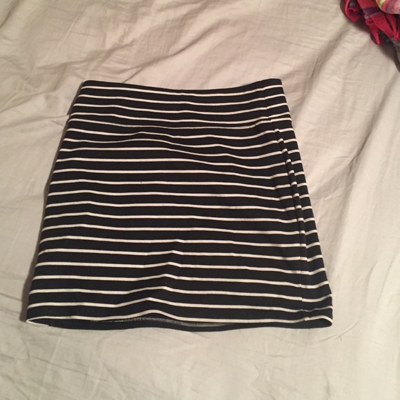 Nice stretchy skirt