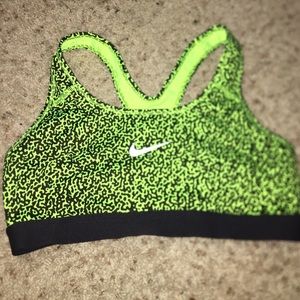 Sports bra