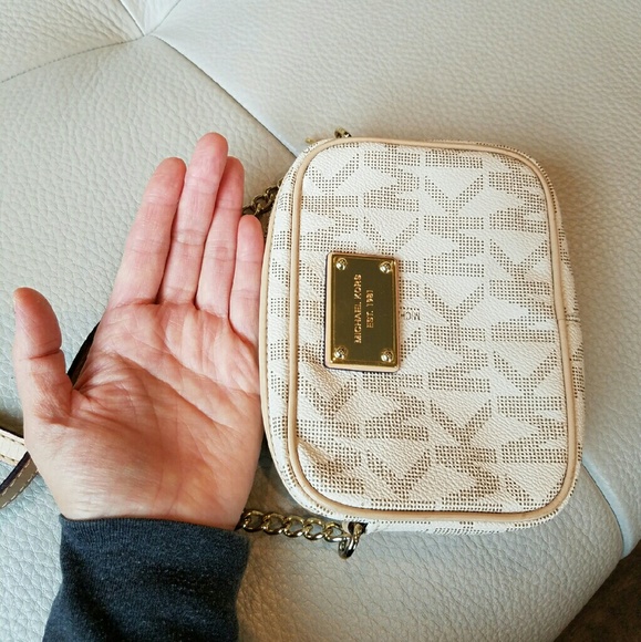 Purse - Picture 4 of 4