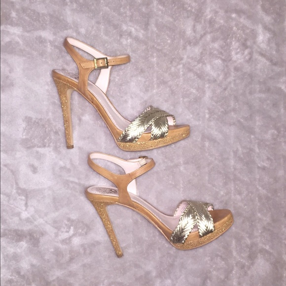 Vince Camuto Shoes ✨