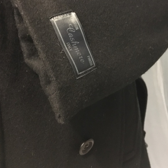 Marco Collection. Cashmere Black Peacoat. SZ. MM