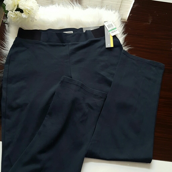 💥FINAL SALE !!💥SLIM LEG JM COLLECTION PANTS
