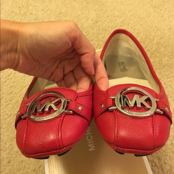 MK fulton moccasin leather shoes. - Picture 3 of 4