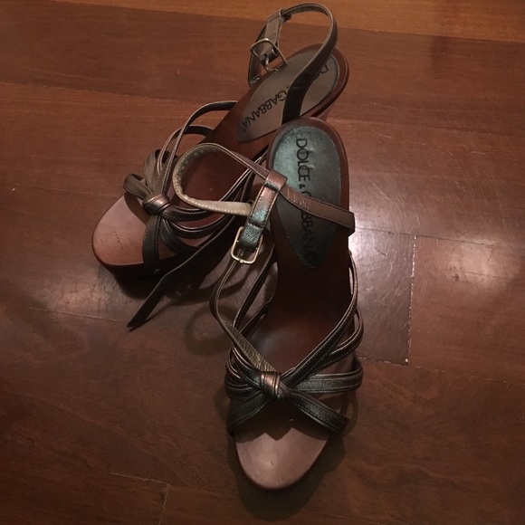 Dolce & Gabbana strappy heel, size 38