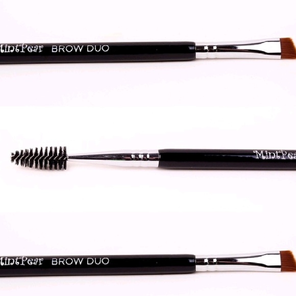 ***HOST PICK*** Mint Pear Brow Duo Brush