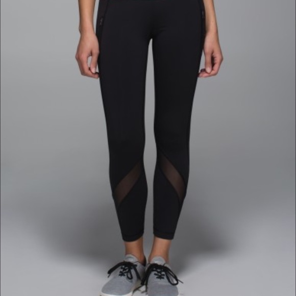 Lululemon Inspire Tight II black mesh