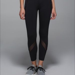 Lululemon Inspire Tight II black mesh