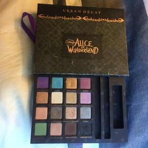 Urban decay Alice in wonderland
