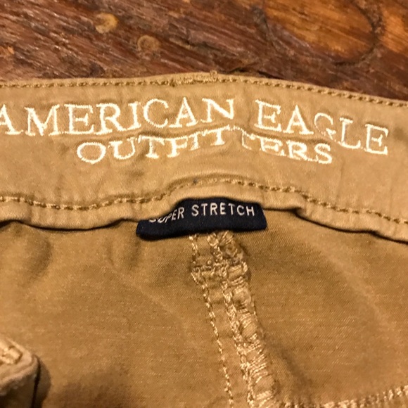 American Eagle khaki jegging