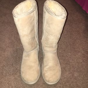 Sand tall UGGS