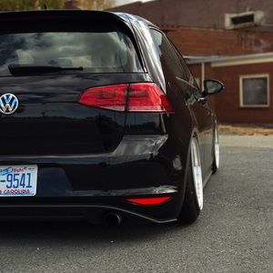 Meet your Posher, Chase