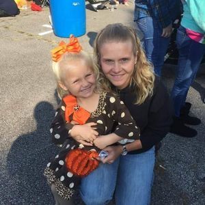 Meet your Posher, Crystal