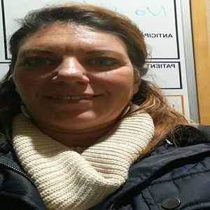 Meet your Posher, Maria