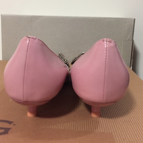 Pink Heels - Picture 3 of 3