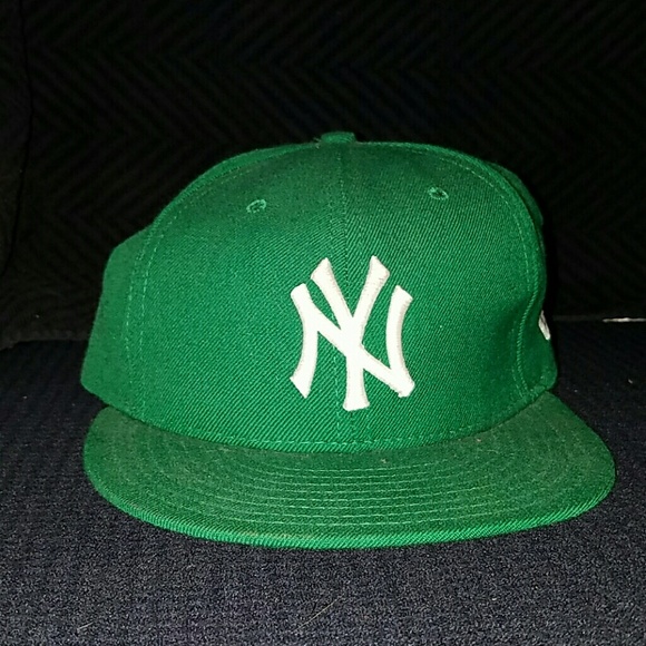 Green Yankees Hat - Picture 1 of 4