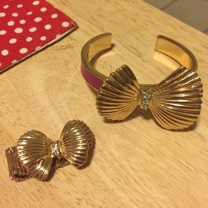 Lilly Pulitzer Jewelry - Lilly Pulitzer Bow bracelet & Ring set! Lilly Pulitzer Jewelry - Lilly Pulitzer Bow bracelet & Ring set!
