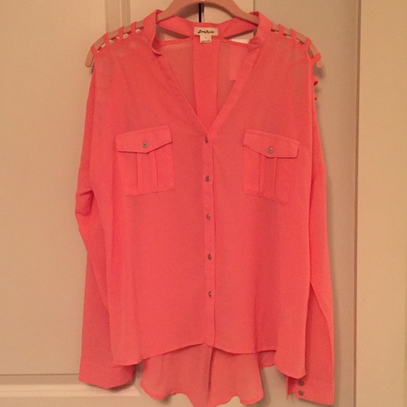 pink ripped shoulders
