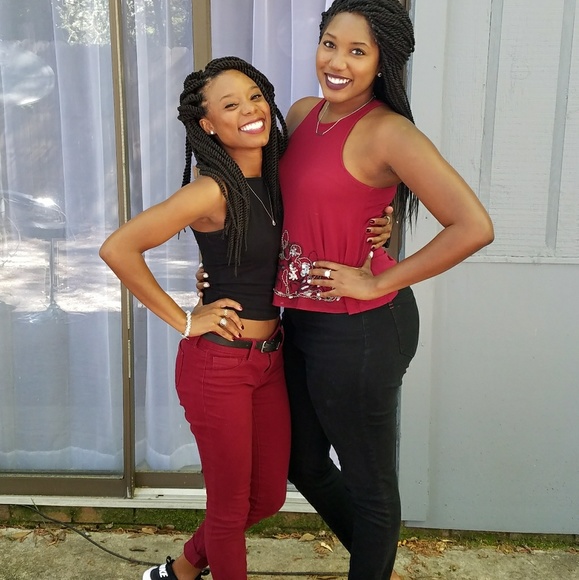 Meet your Posher, Courtney - Picture 5 of 7