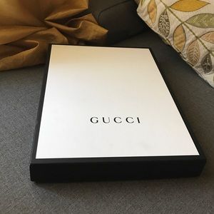 Gucci box