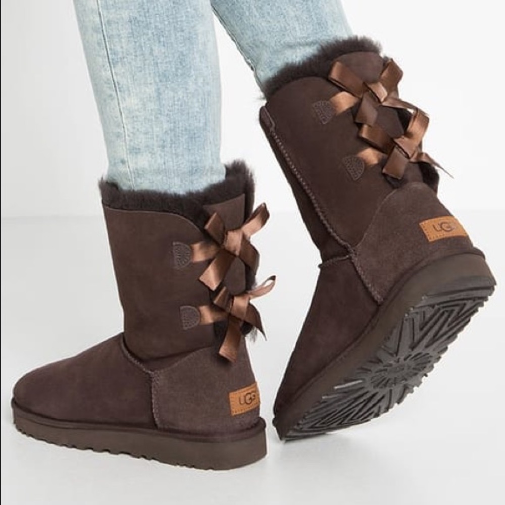 Brown Short Bailey Bow Uggs