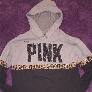 Size M VS PINK sweatshirt