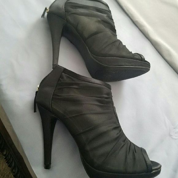 Female high heels - Picture 2 of 4