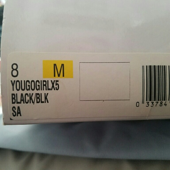 Female high heels - Picture 4 of 4