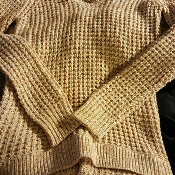 Sweater - Picture 3 of 3