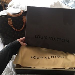 AUTHENTIC LOUIS VUITTON SPEEDY BAG
