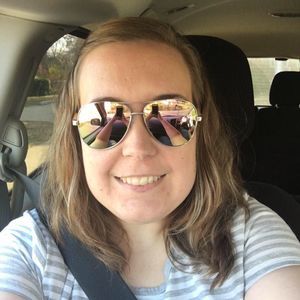 Meet your Posher, Janel