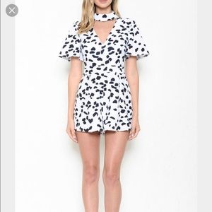 Dalmatian romper🐾