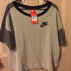 *sale* Nike relaxed pull over