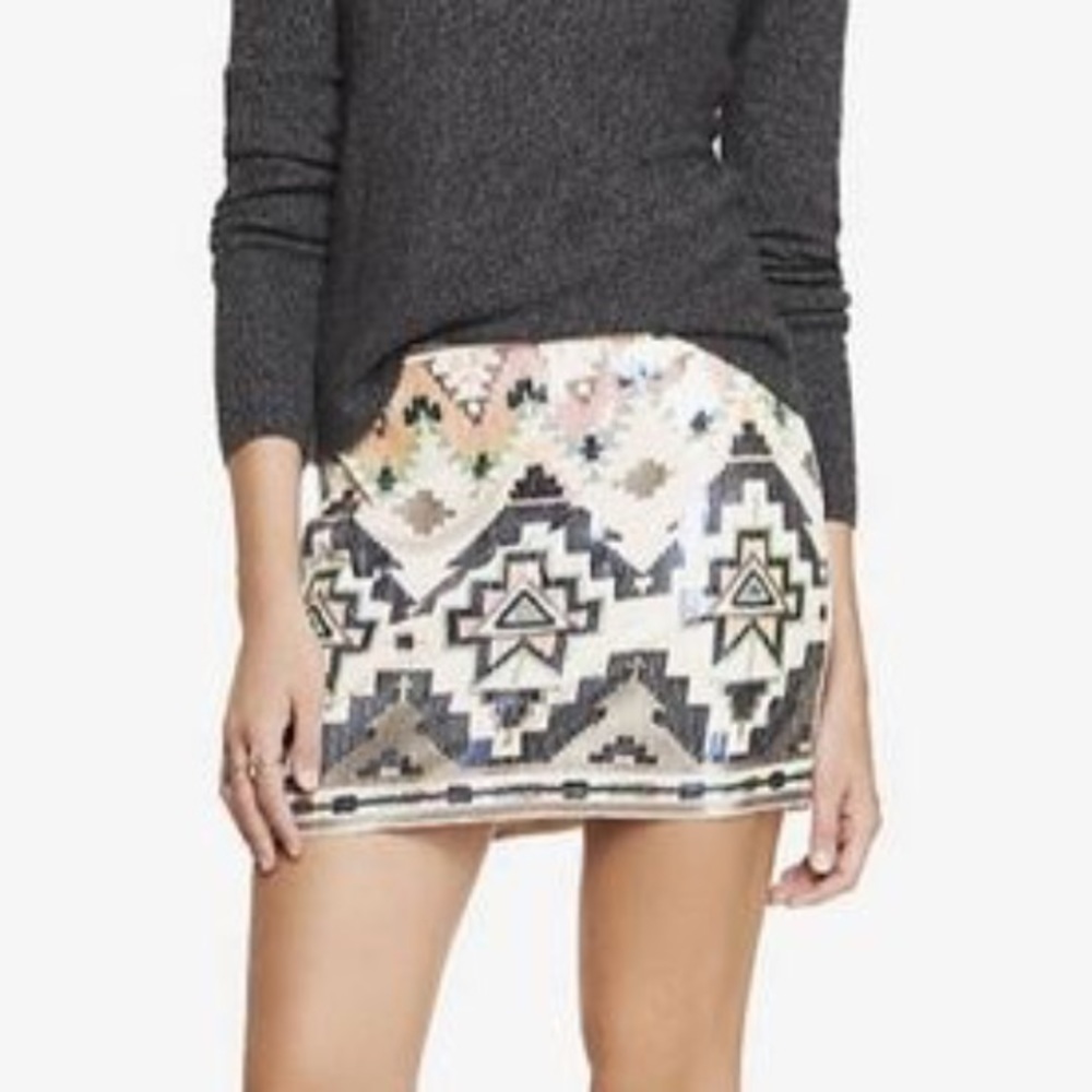 🚨SOLD🚨Express sequin skirt