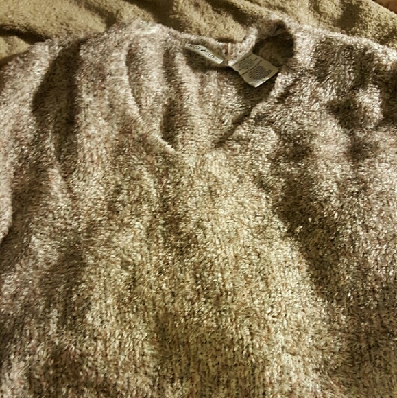 Sweater - Picture 2 of 3
