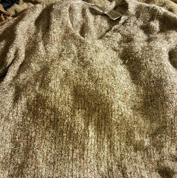 Sweater - Picture 3 of 3