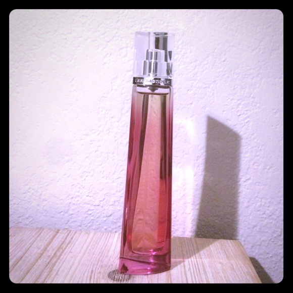 Givenchy Irresistible 1.7 Perfume!