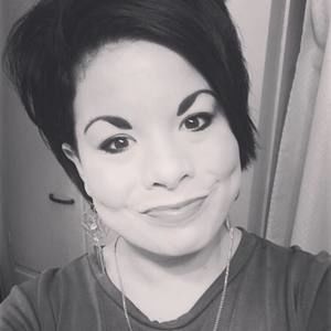 Meet your Posher, Jennao