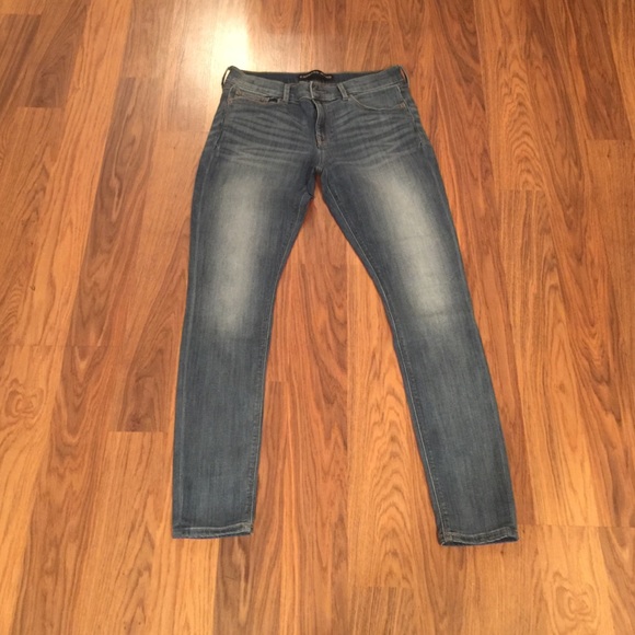 Express Mid Rise Legging