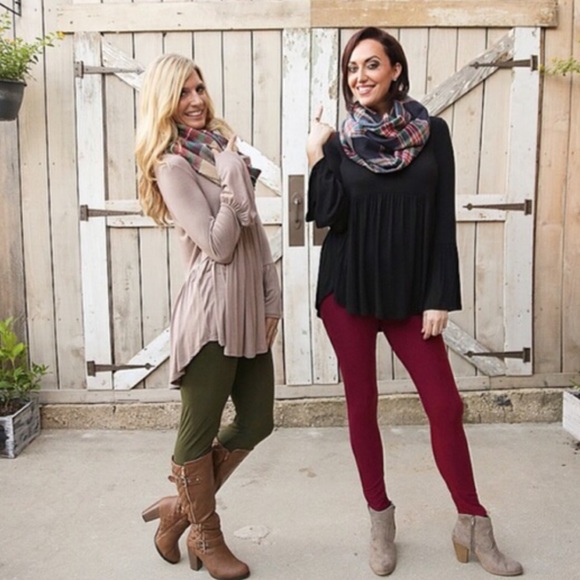 🎉PoshLoveFest HP🎉12/6🎉Olive Soft Knit Leggings! - Picture 3 of 4