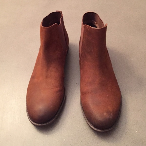 Franco Sarto ankle booties