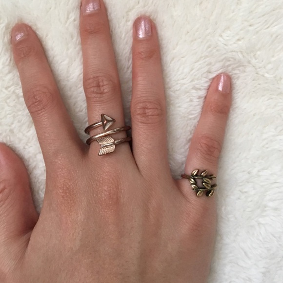 Forever 21 Rings - Picture 2 of 4