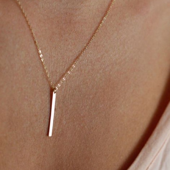 ✨1 left! ✨ Minimalist Gold Bar Necklace - Picture 2 of 4